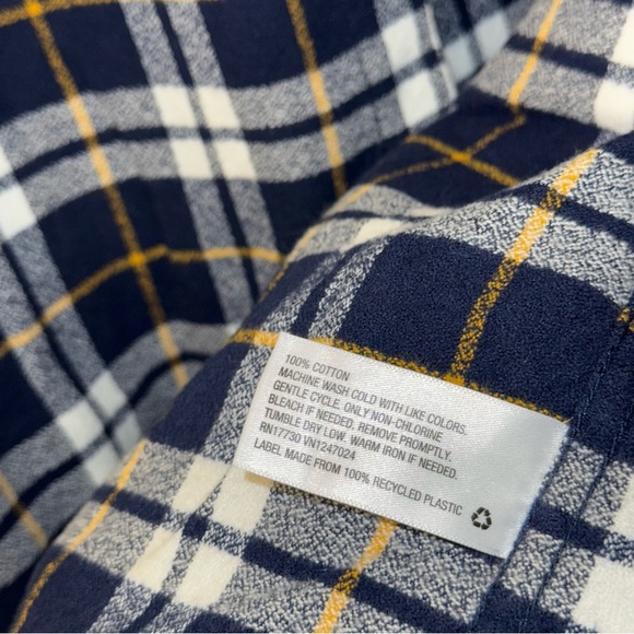 Merona Navy Blue Plaid Flannel Shirt With Pocket Men's Medium 100% Cotton - Picture 5 of 5